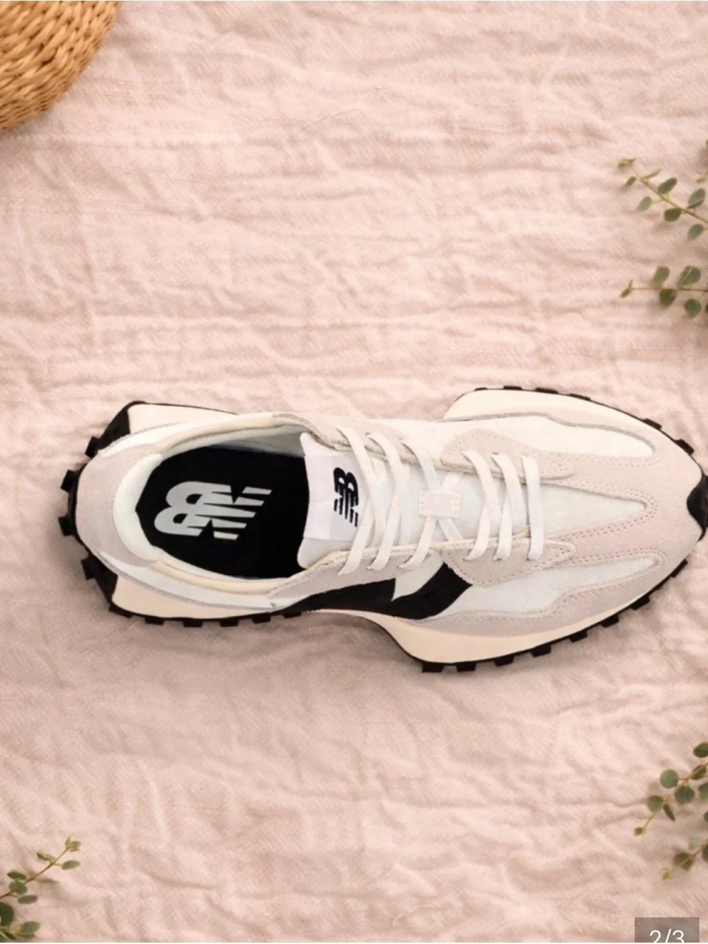 New Balance Footwear 327 Suede Sneaker - NEW Without Tags - Picture 2 of 3